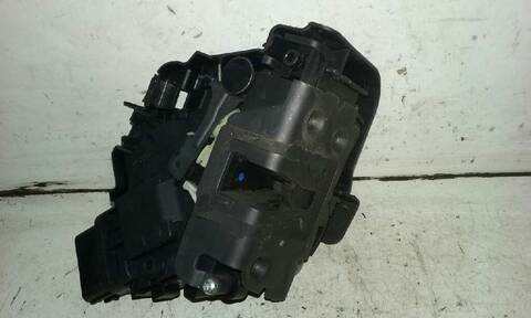 Cerradura Puerta Delantera Derecha Ford Focus 1.8 TDCI TD CAT BERLINA 115CV 85KW