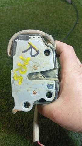 Cerradura Maletero Portón Toyota 4 Runner 3.0 T DIESEL