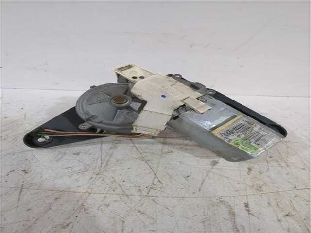 Foto 2ª: Motor Limpia Trasero Renault Clio 1.2 BB0A BB0F BB10 BB1K BB28 BB2D BB2H CB0A ... 58CV [D7F 710 D7F 720 D7F 722 D7F 726 D7F 744 D7F 746 D7] (1998)