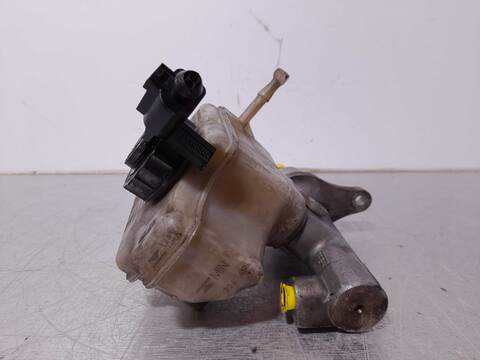 Foto 3ª: Bomba Freno Audi A3 2.0 TDI 140CV 103KW [BKD] (2005)