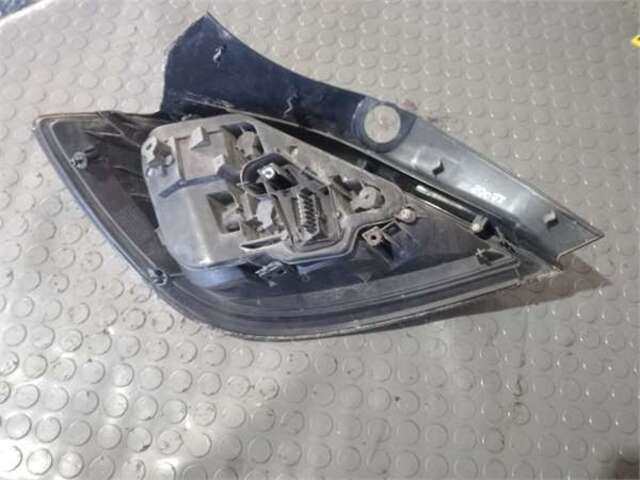Foto 3ª: Piloto Trasero Derecho Opel Astra 1.9 CDTI [Z 19 DT]