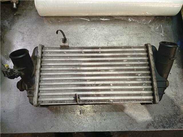Foto 1ª: Intercooler Hyundai i20 1.4 CLASSIC [1.4 LTR. - 66 KW CRDI CAT] [D4FC]