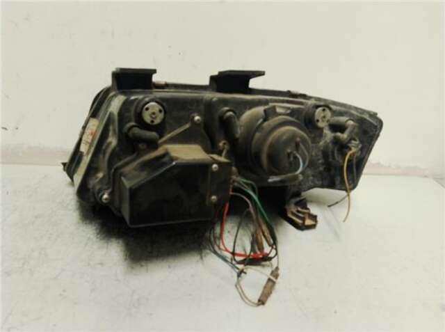 Foto 3ª: Faro Derecho Audi A6 2.5 TDI [2.5 LTR. - 114 KW V6 24V TDI CAT (AYM)]