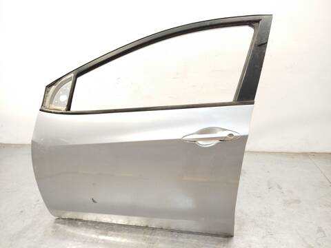 Foto 3ª: Puerta Delantera Izquierda Hyundai i30 1.6 CRDI 110CV 81KW [D4FB] (2013)