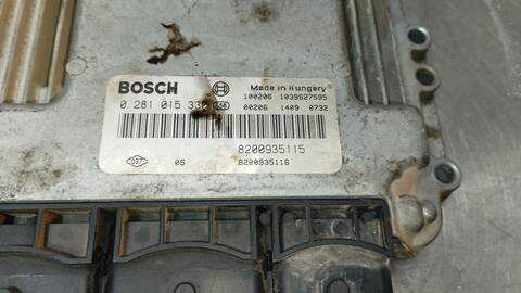 Foto 4ª: Centralita Motor ECU Renault Trafic 6 - PLAZAS ACRISTALADO PARCIAL COMBI CORTO 90CV 66KW [M9R780] (2010)