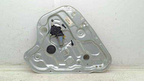 Foto 1ª: Elevalunas Manual Trasero Derecho Hyundai i30 CLASSIC 90CV 66KW [D4FB] (2008)