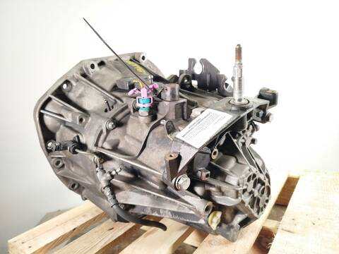 Foto 3ª: Caja Cambios Nissan Primastar 2.0 DCI 115 114CV 84KW FURGONETA [M9R780] (2008)