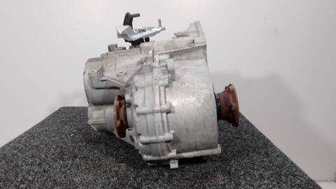 Foto 2ª: Caja Cambios Volkswagen Passat 2.0 TDI 140CV 103KW [CFFB] (2013)