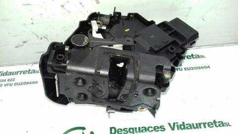 Foto 2ª: Cerradura Puerta Trasera Izquierda Ford C Max 1.6 16V CAT 100CV 74KW FOCUS CAP) [HWDA] (2004)