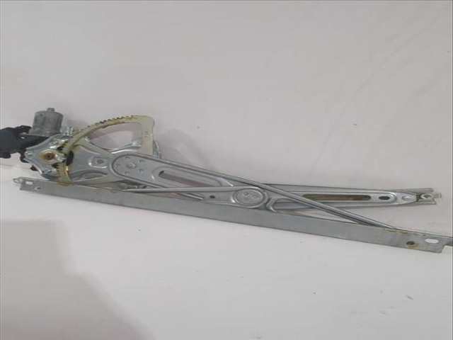 Foto 3ª: Elevalunas Eléctrico Delantero Izquierdo Toyota Yaris ACTIVE 112CV [2NRFKE] (2017)