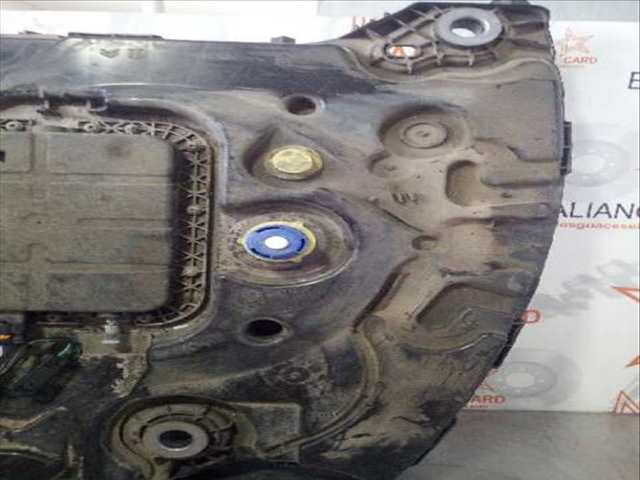 Foto 2ª: Deposito de Combustible Peugeot 208 156CV 115KW