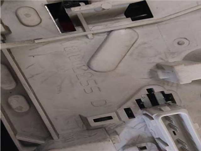 Foto 3ª: Piloto Trasero Derecho Peugeot 406 2.1 TD 12V BERLINA 109CV 80KW [P8C (XUD11BTE)] (1998)