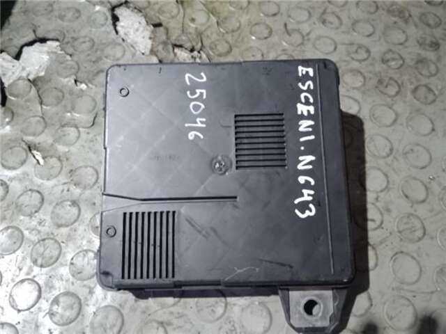 Foto 3ª: Caja Reles Fusibles Renault Scenic 1.9 AUTHENTIQUE [1.9 LTR. - 88 KW DCI DIESEL] (JM)(2003-_) [F9Q D8]