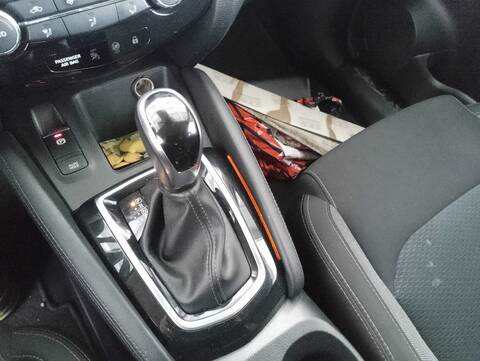 Palanca de Cambio Nissan Qashqai N-STYLE 116CV 85KW