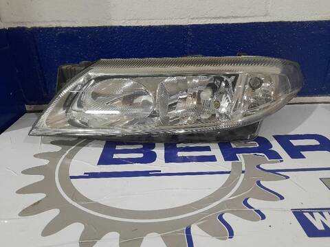 Faro Izquierdo Renault Laguna 120CV