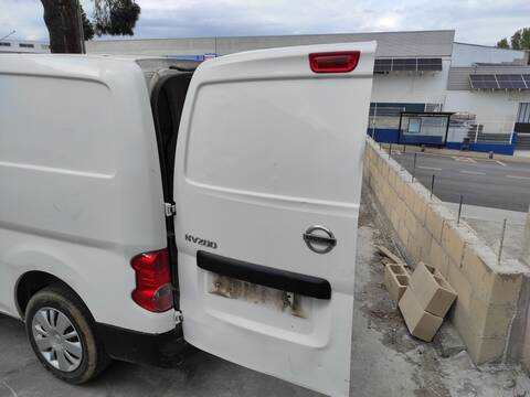 Foto 1ª: Puerta Trasera Izquierda Nissan NV200 K9K628 (2016)