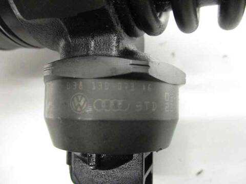 Foto 2ª: Inyectores Volkswagen Bora BERLINA (2001)