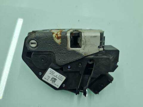 Foto 2ª: Cerradura Puerta Trasera Derecha Ford Focus EDITION 116CV 85KW [T1DA] (2015)