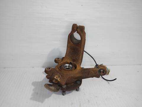 Foto 1ª: Mangueta Delantera Izquierda Ford Focus TREND BERLINA 101CV 74KW [HWDA] (2006)