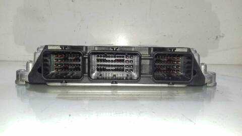 Foto 2ª: Centralita Motor ECU Citroen C5 LX E) BERLINA 109CV 80KW [9HZ] (2005)