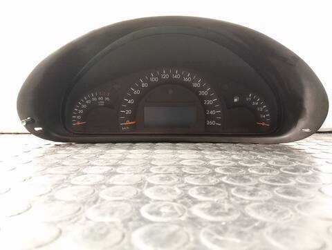 Cuadro de Instrumentos Mercedes Clase C 160 200 COMPRESSOR 203.045) 163CV