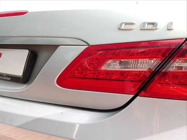 Foto 4ª: Piloto Portón Derecho Mercedes Clase E 180 E 350 CDI 207.322) COUPE 231CV 170KW [OM 642.836] (2021)