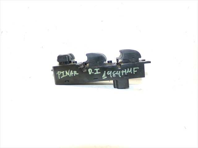 Foto 3ª: Botonera Elevalunas Mitsubishi ASX 1.8 D 2010-2012 [4N13] (2012)