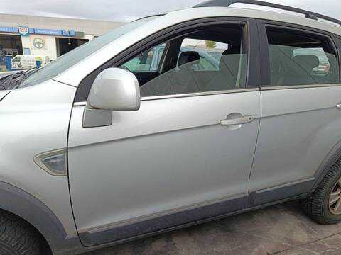 Puerta Delantera Izquierda Chevrolet Captiva Z24SED