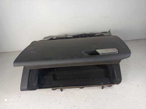 Foto 2ª: Guantera Audi A4 2.0 131CV 96KW