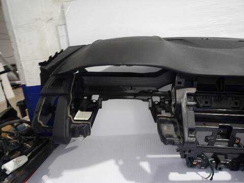 Foto 2ª: Salpicadero Jaguar E Pace 2.0 D150 AWD 150CV X540) [204DTD(AJ20D4) 204DTF(AJ20D4)] (2017)