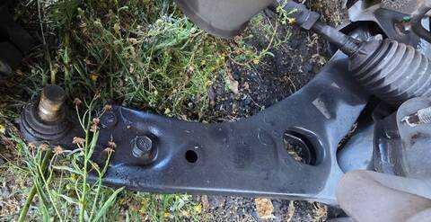 Brazo Suspension Delantero Derecho Hyundai ix35 STYLE 2WD 116CV 85KW