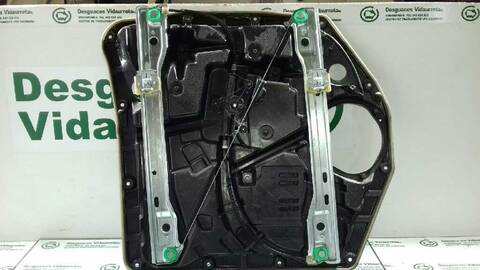 Foto 2ª: Elevalunas Eléctrico Delantero Derecho Mercedes Clase V 200 136CV 100KW (2014)