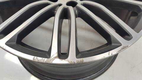 Foto 2ª: LLanta Aleacion Bmw Serie 5 518 520D M SPORT (2016)