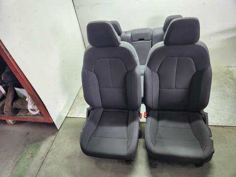 Asientos Traseros Volvo XC 40 MOMENTUM PRO 2WD 163CV 120KW