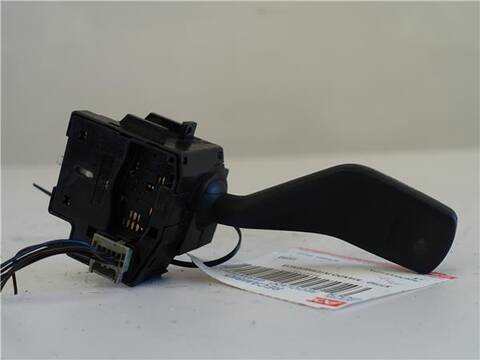 Foto 2ª: Mando Multifuncion Ford Focus 1.6 100CV 74KW [G/ HWDA] (2006)