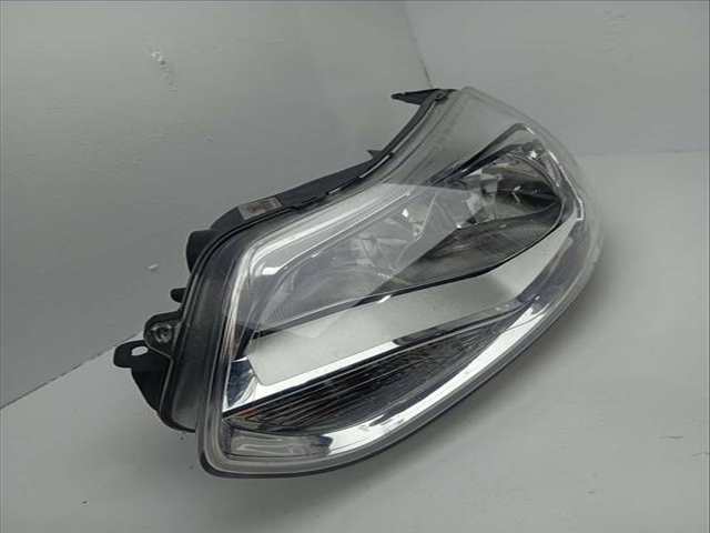 Foto 2ª: Faro Izquierdo Ford Focus TREND 125CV 92KW [M1DA] (2012)