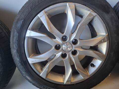 Foto 2ª: Juego LLantas Peugeot 508 ALLURE 1.6 16V TURBO 156CV (2010)