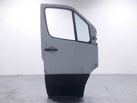 Puerta Delantera Derecha Mercedes Sprinter 313/316 CDI 906.731/733/735) 129CV 95KW