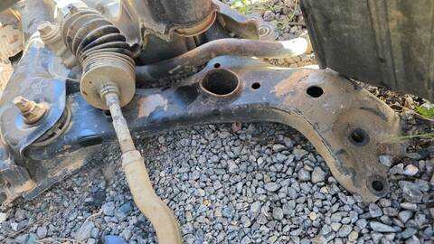 Brazo Suspension Delantero Derecho Toyota Avensis ADVANCE 126CV 93KW