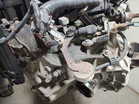 Foto 2ª: Caja Cambios Toyota Yaris VERSION INDEFINIDA (2014)