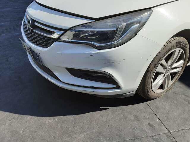 Foto 2ª: Paragolpes Delantero Opel Astra 1.6 CDTI110CV [B16DTE] (2017)