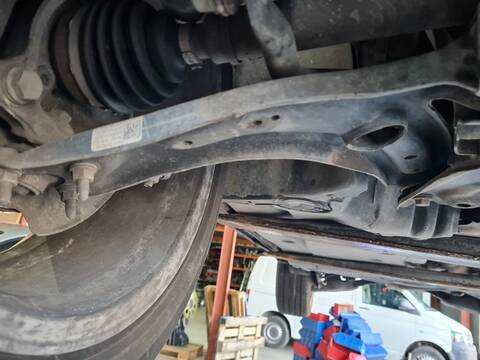 Foto 1ª: Brazo Suspension Delantero Derecho Volkswagen Tiguan ADVANCE 4MOTION 150CV 110KW [DFGA] (2020)