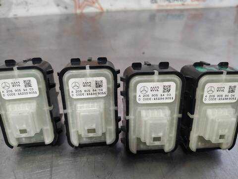 Foto 2ª: Mando Multifuncion Mercedes Clase C 160 C 220 T CDI BLUETEC 205.204) 170CV 125KW FAMILIAR [651921] (2014)