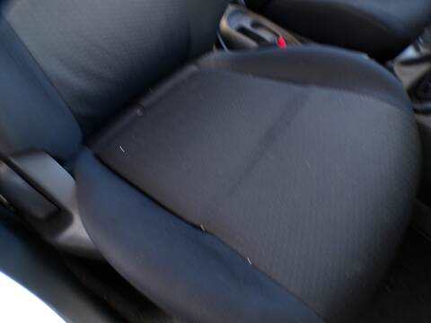 Foto 3ª: Asiento Delantero Derecho Nissan Micra HR12 (2012)
