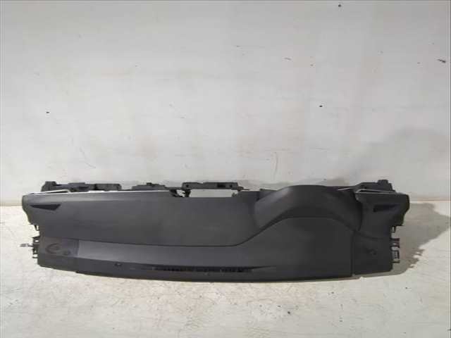 Salpicadero Toyota Corolla 1.8 VVTI HYBRID MZEA12 ZRE211 ZWE211) 122CV 90KW