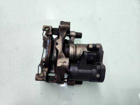 Pedal Embrague Volkswagen T-Roc ADVANCE 5P