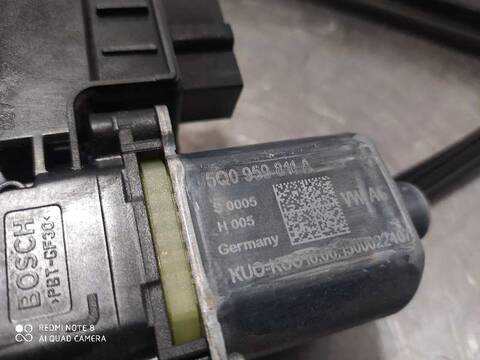 Foto 3ª: Elevalunas Manual Trasero Izquierdo Seat Leon STYLE 150CV 110KW [CZEA] (2015)