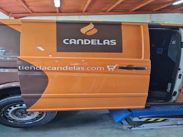 Puerta Lateral Corredera Derecha Mercedes Vito 110 CDI 639.601 639.603 639.605) 95CV 70KW FURGONETA