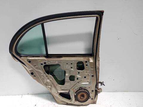Foto 2ª: Puerta Trasera Izquierda Nissan Micra ACENTA 80CV (2002)