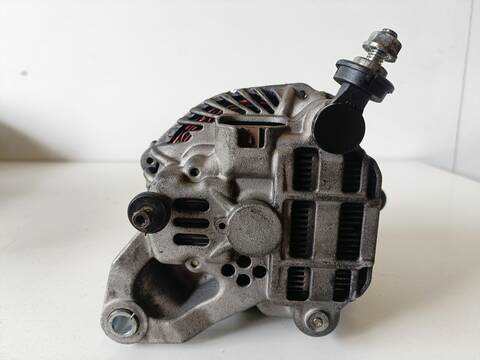 Foto 3ª: Alternador Nissan Cabstar CABSTAR 45.XX CABINA SIMPLE 131CV (2006)